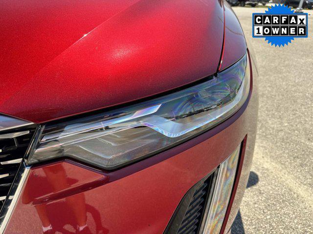 used 2022 Cadillac XT6 car, priced at $31,900