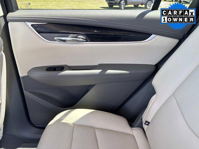 used 2022 Cadillac XT6 car, priced at $31,900