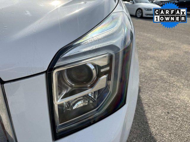 used 2020 GMC Yukon car, priced at $38,995