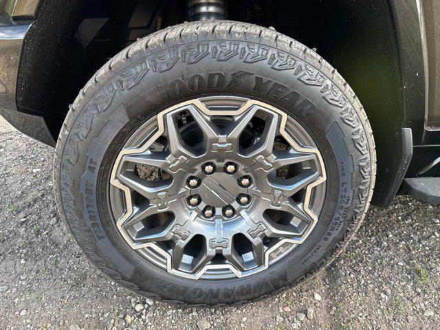 new 2025 GMC HUMMER EV SUV car, priced at $110,165