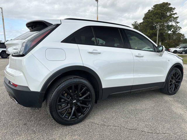 used 2022 Cadillac XT4 car, priced at $24,995