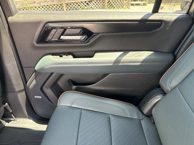 new 2025 GMC Yukon XL car, priced at $87,870