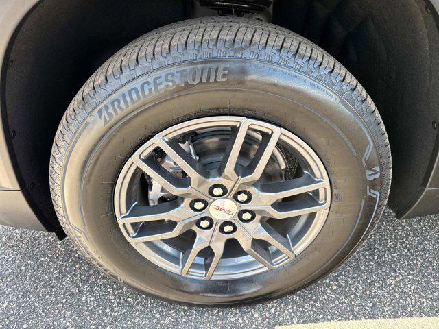 new 2026 GMC Acadia car, priced at $47,075