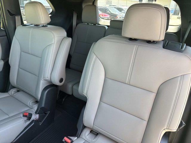 new 2026 GMC Acadia car, priced at $52,369