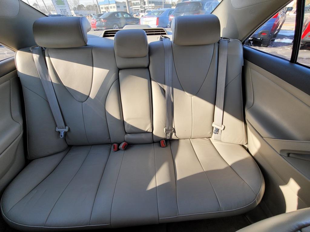 used 2009 Toyota Camry Hybrid car, priced at $7,500