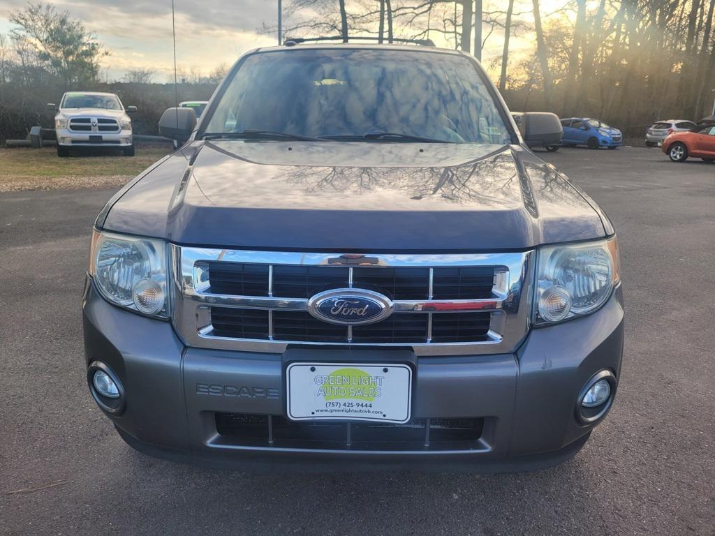 used 2010 Ford Escape car, priced at $5,000