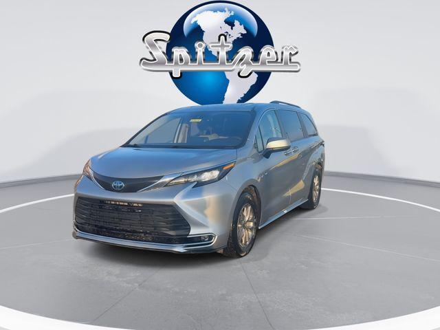 used 2024 Toyota Sienna car, priced at $36,805