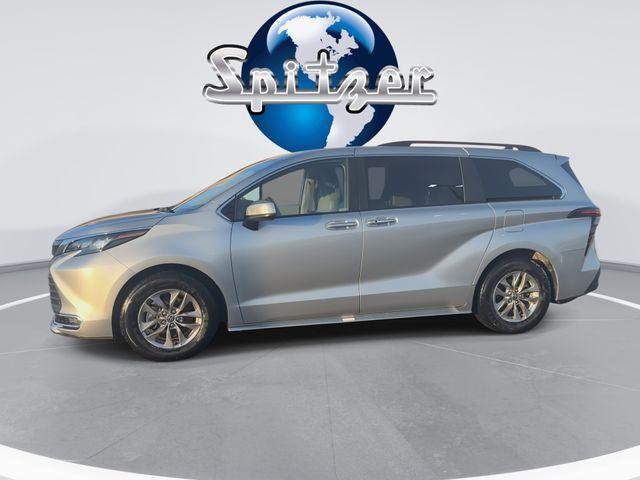 used 2024 Toyota Sienna car, priced at $36,805