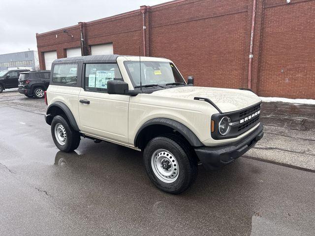new 2025 Ford Bronco car, priced at $43,587