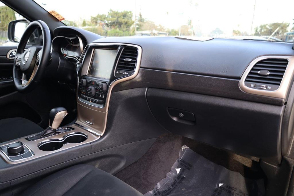 used 2017 Jeep Grand Cherokee car, priced at $12,995