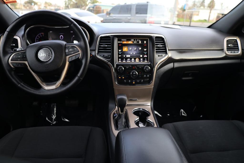 used 2017 Jeep Grand Cherokee car, priced at $12,995