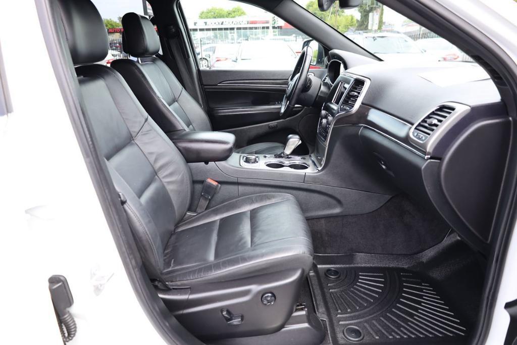 used 2018 Jeep Grand Cherokee car, priced at $12,995