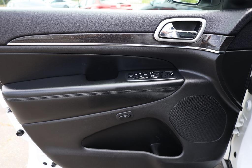 used 2018 Jeep Grand Cherokee car, priced at $12,995