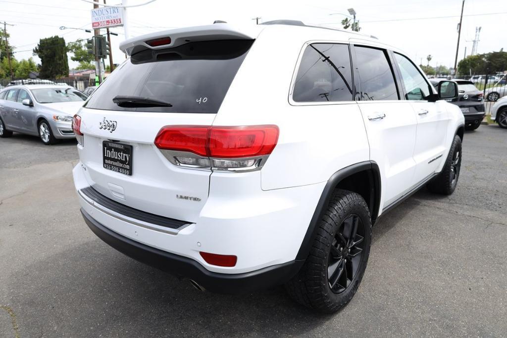 used 2018 Jeep Grand Cherokee car, priced at $12,995