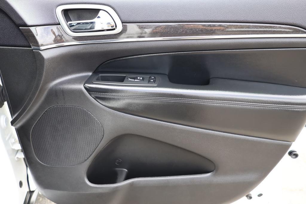 used 2018 Jeep Grand Cherokee car, priced at $12,995