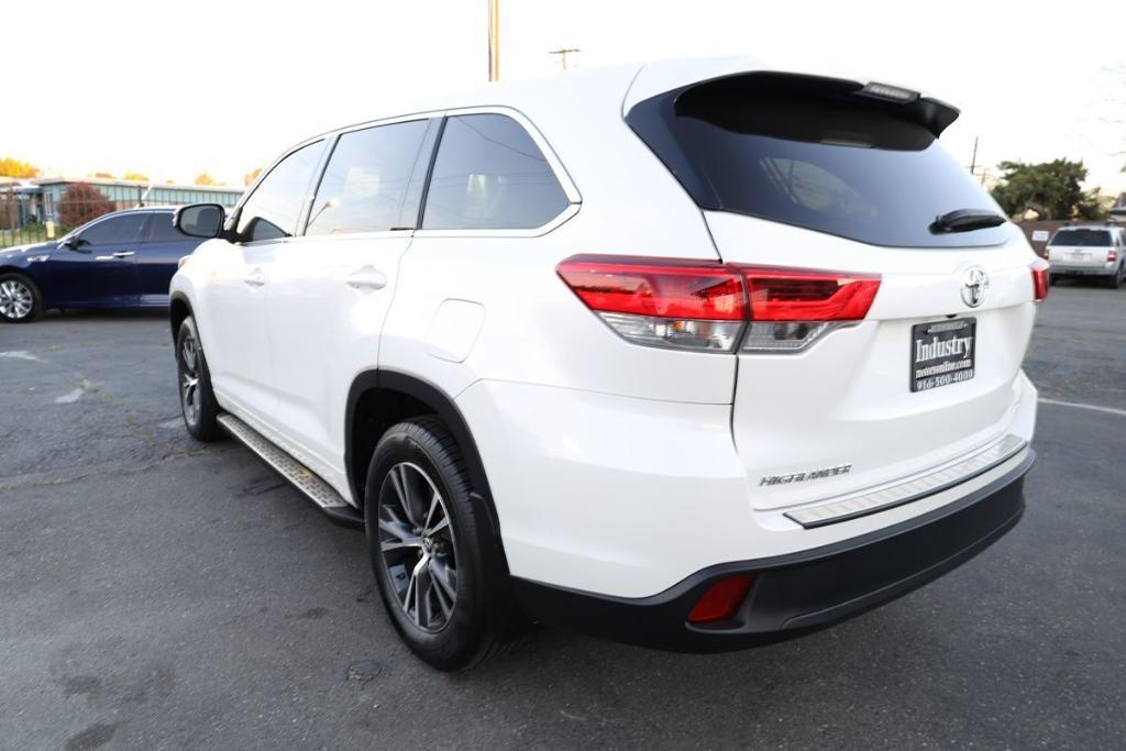 used 2017 Toyota Highlander car, priced at $18,995