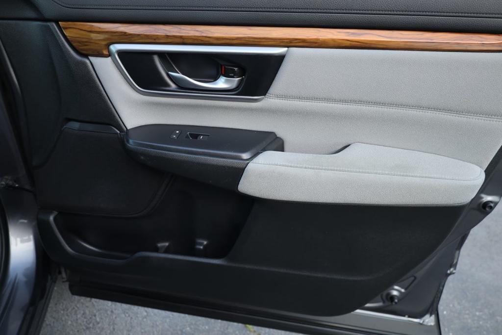 used 2017 Honda CR-V car, priced at $15,995