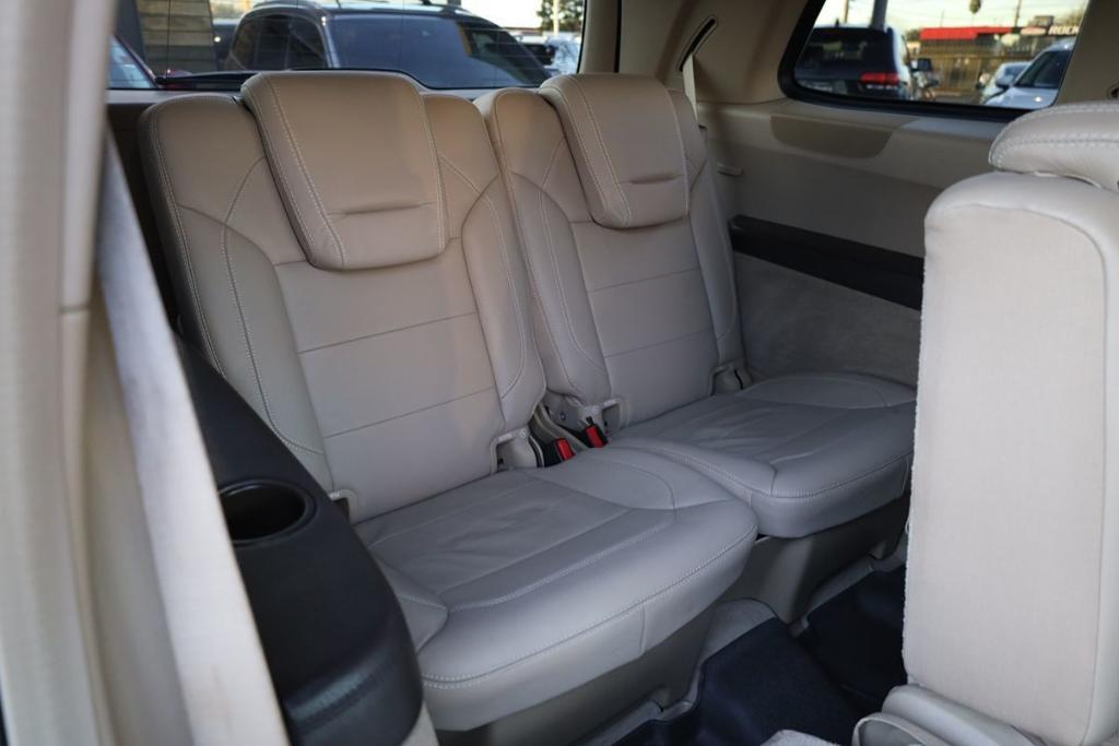 used 2015 Mercedes-Benz GL-Class car, priced at $11,995