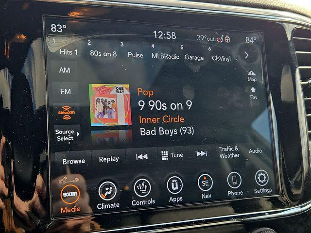 used 2020 Jeep Grand Cherokee car, priced at $22,914