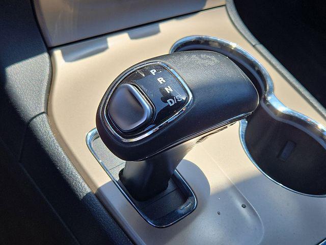used 2015 Jeep Grand Cherokee car, priced at $9,000