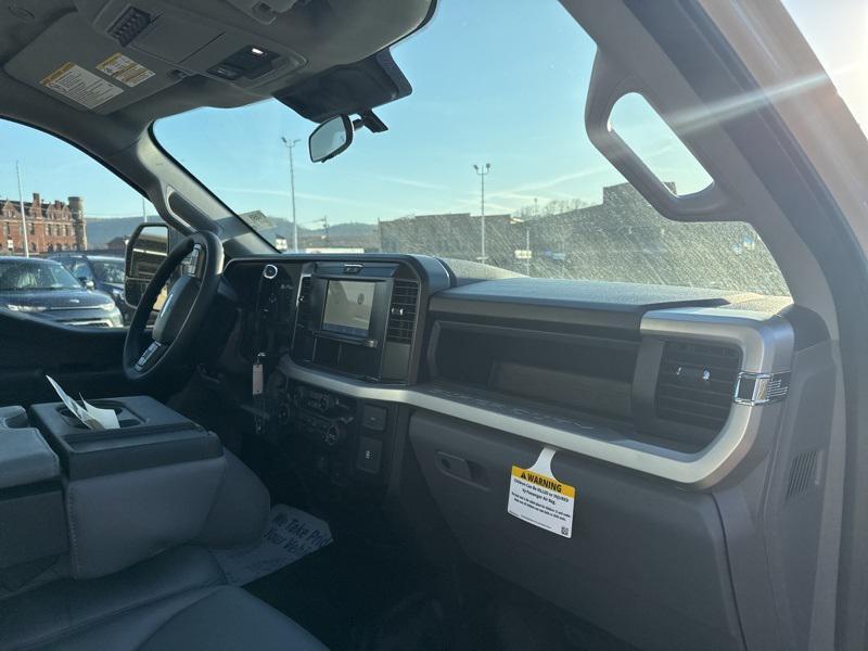 new 2025 Ford F-250 car, priced at $54,661