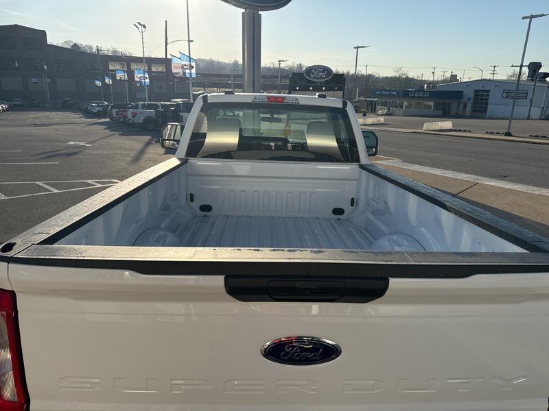 new 2025 Ford F-250 car, priced at $54,661