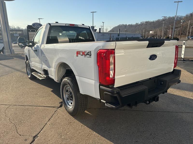 new 2025 Ford F-250 car, priced at $54,661