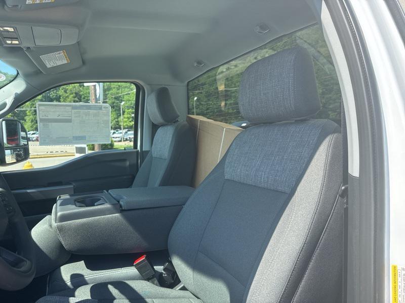 new 2025 Ford F-350 car, priced at $49,679