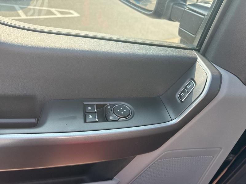 new 2025 Ford F-350 car, priced at $48,456