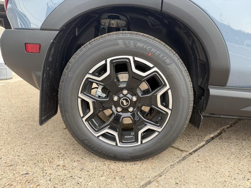new 2025 Ford Bronco Sport car, priced at $34,000