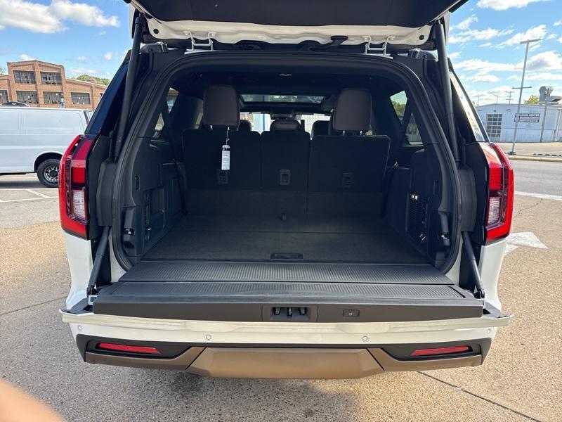 new 2025 Ford Expedition Max car, priced at $88,442