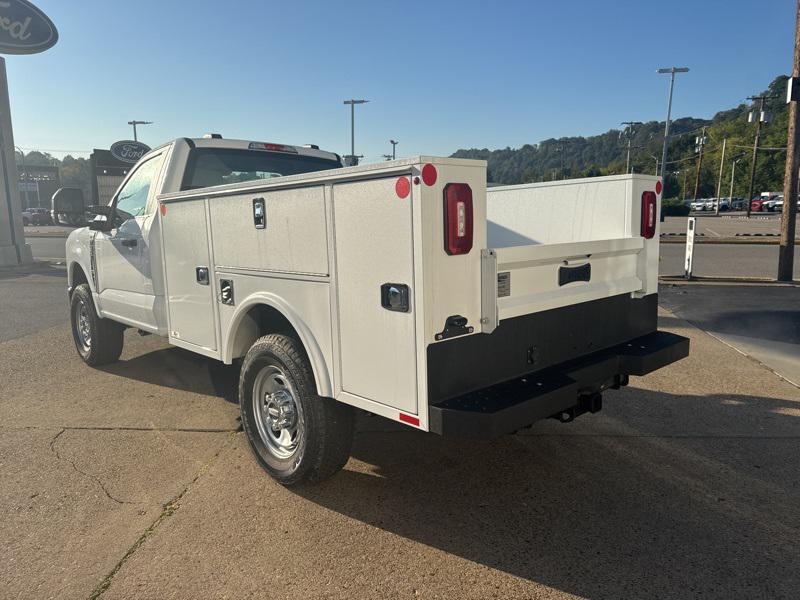 new 2025 Ford F-350 car, priced at $63,431