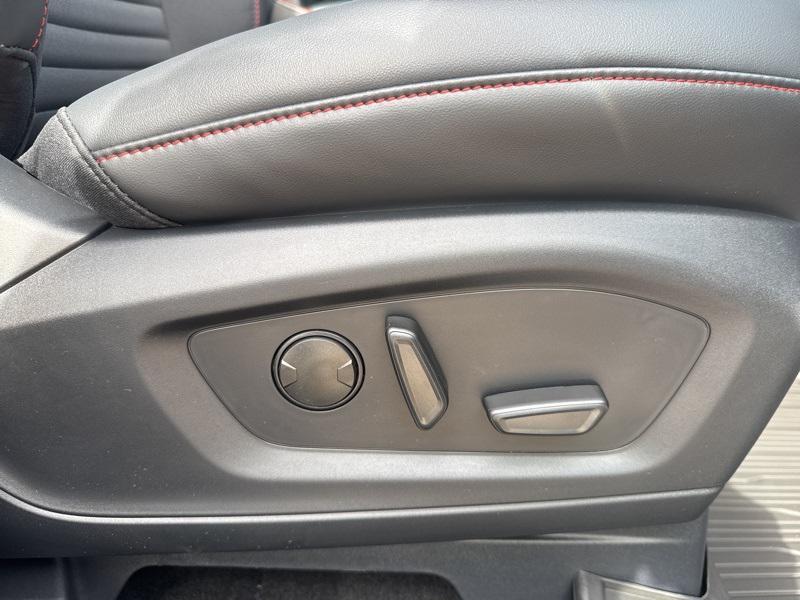 new 2025 Ford Explorer car, priced at $49,932