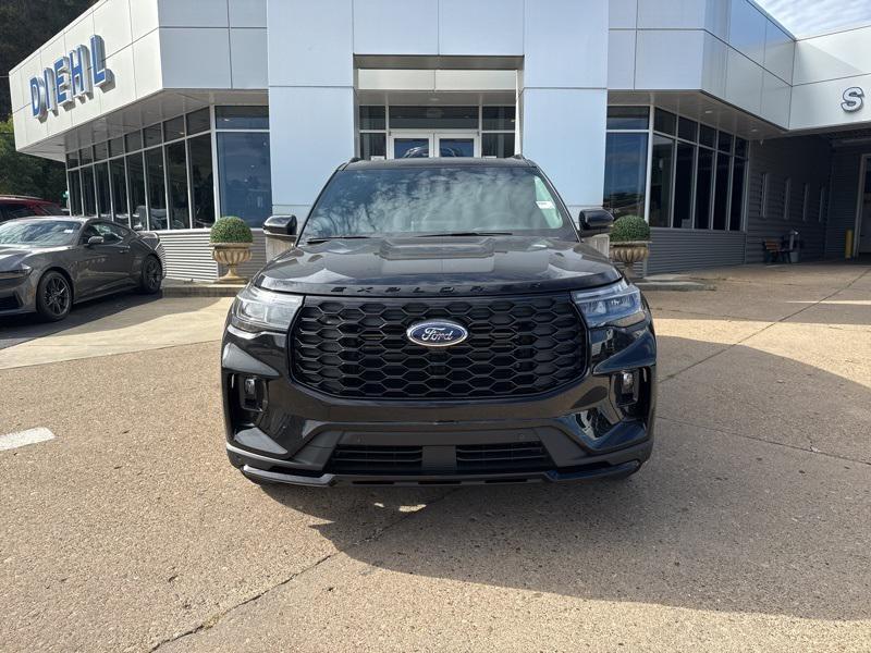 new 2025 Ford Explorer car, priced at $49,932