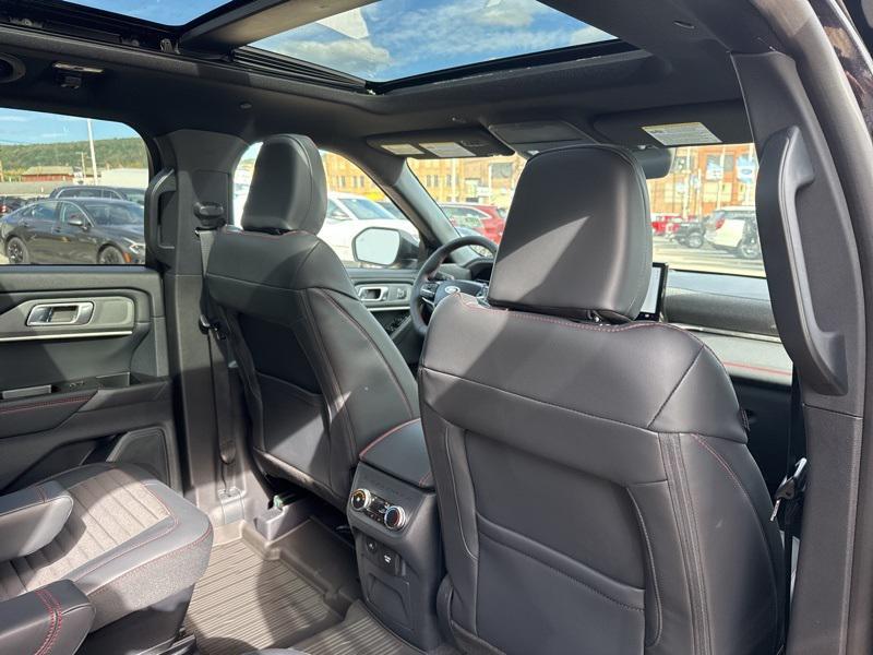 new 2025 Ford Explorer car, priced at $49,932