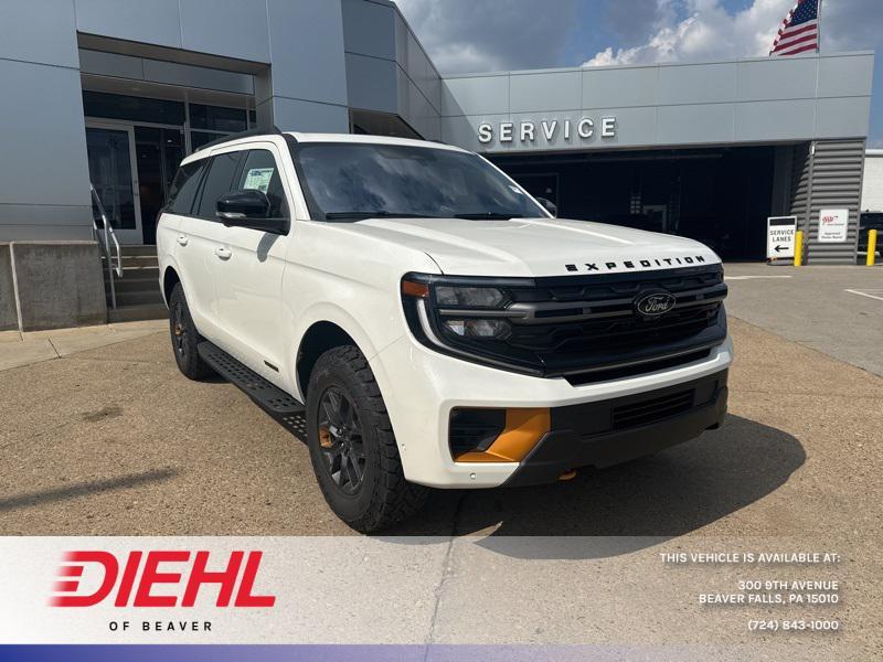 new 2025 Ford Expedition car, priced at $82,856