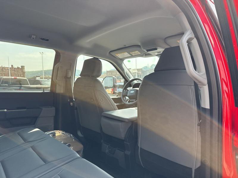 new 2025 Ford F-350 car, priced at $58,989