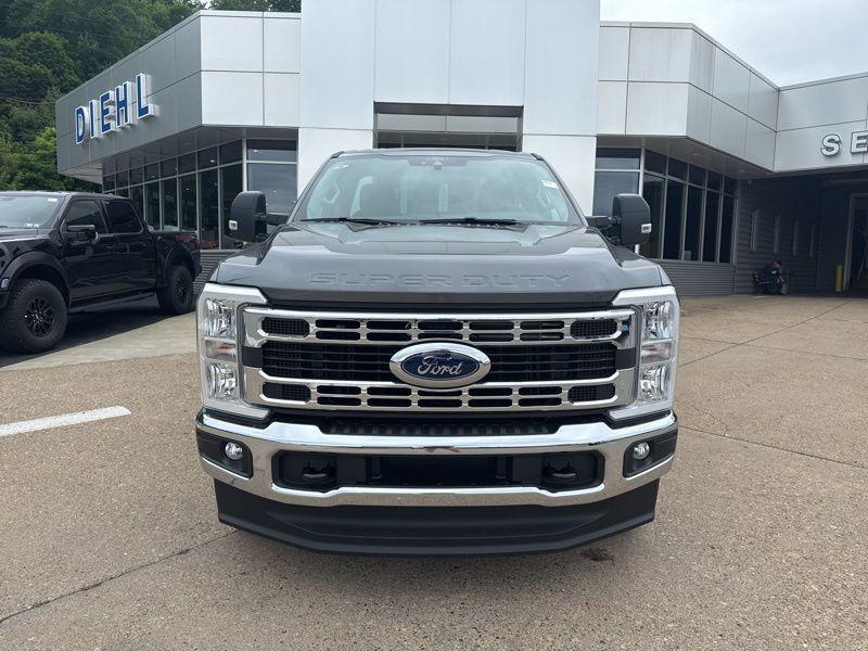 new 2025 Ford F-350 car, priced at $47,262
