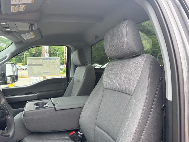 new 2025 Ford F-350 car, priced at $48,262