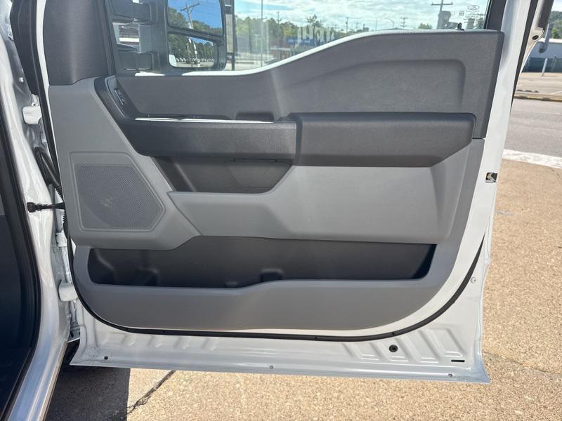 new 2025 Ford F-350 car, priced at $56,707