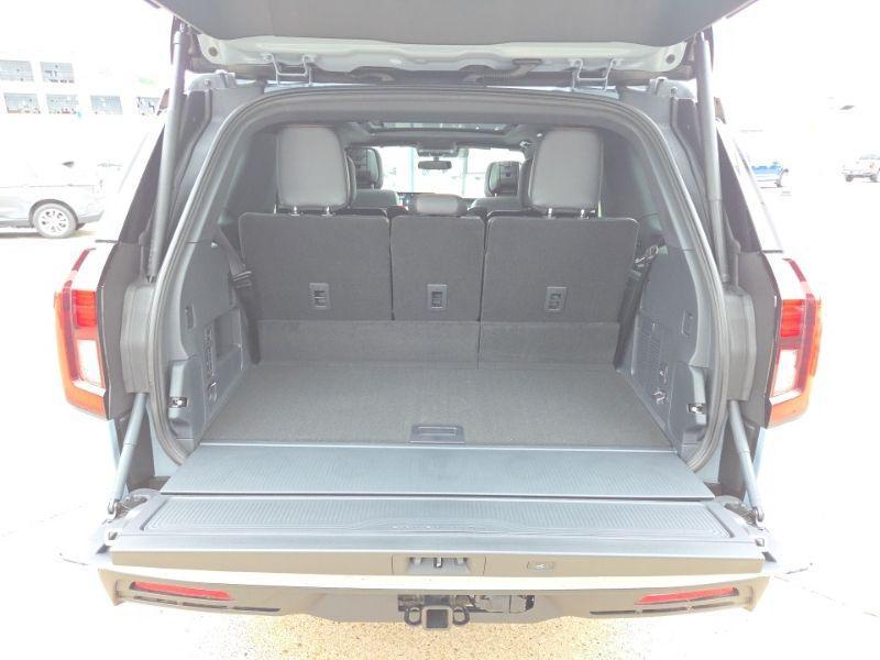 new 2026 Ford Expedition car, priced at $86,065
