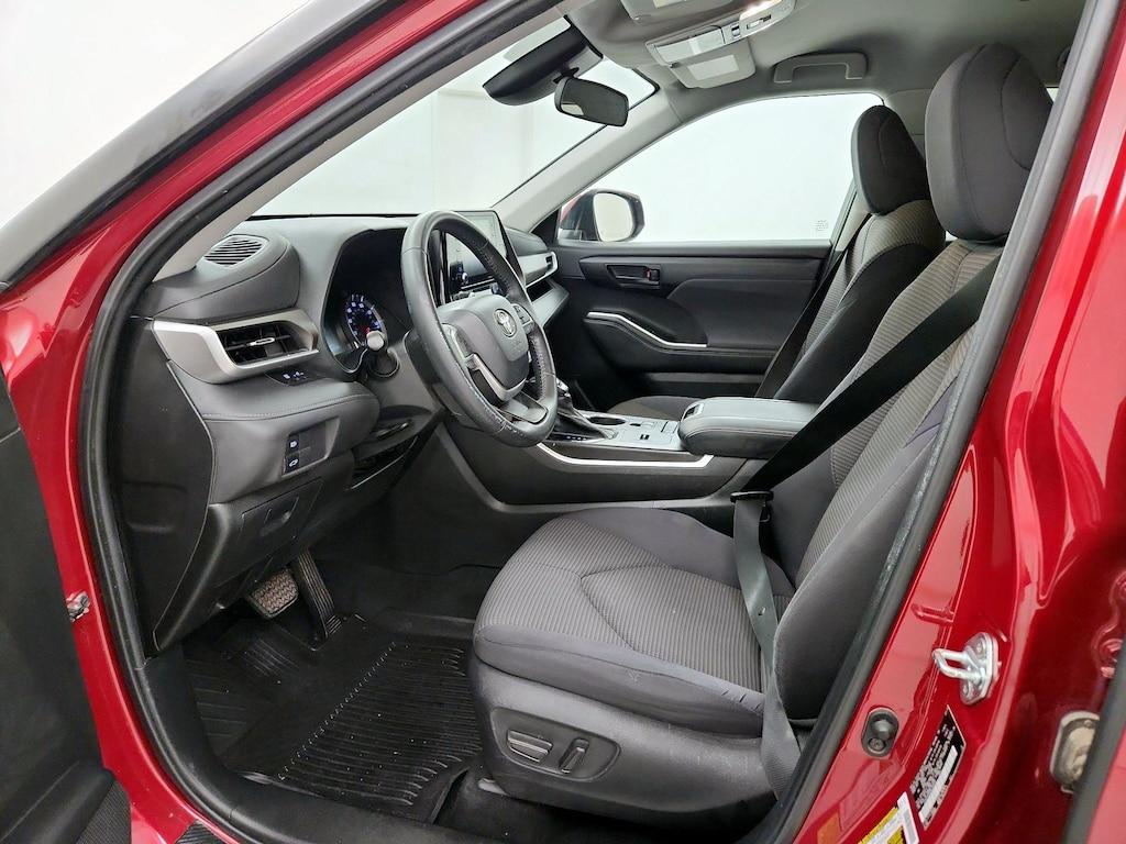 used 2022 Toyota Highlander car, priced at $28,998