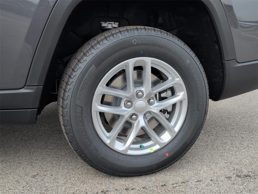 new 2025 Jeep Grand Cherokee L car, priced at $40,315