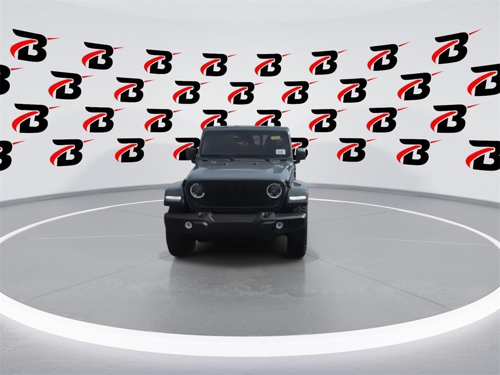 new 2025 Jeep Gladiator car, priced at $40,580