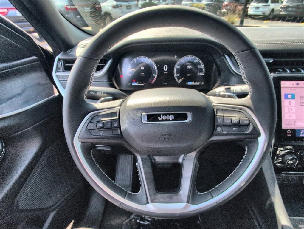 new 2025 Jeep Grand Cherokee car, priced at $45,754