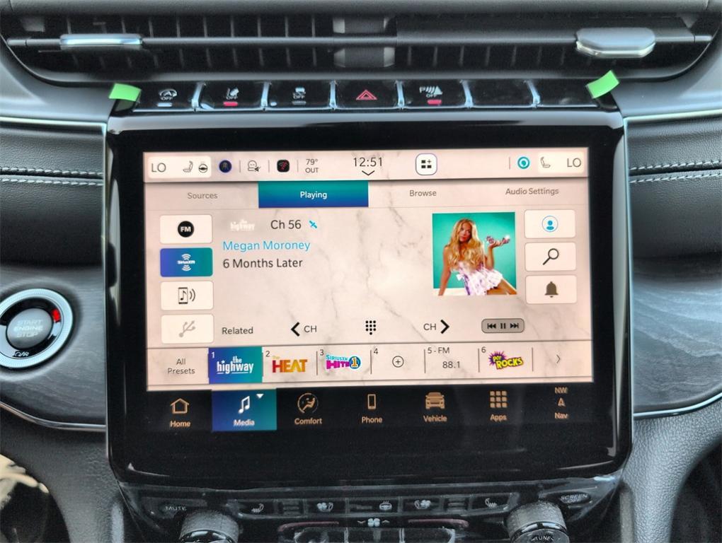 new 2025 Jeep Grand Cherokee car, priced at $43,383