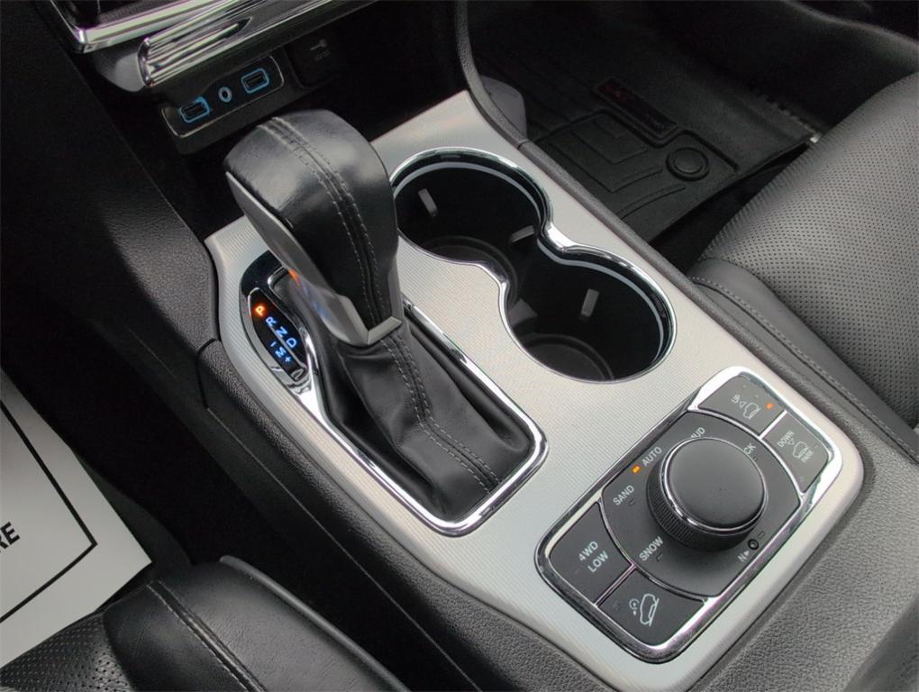 used 2020 Jeep Grand Cherokee car, priced at $28,790