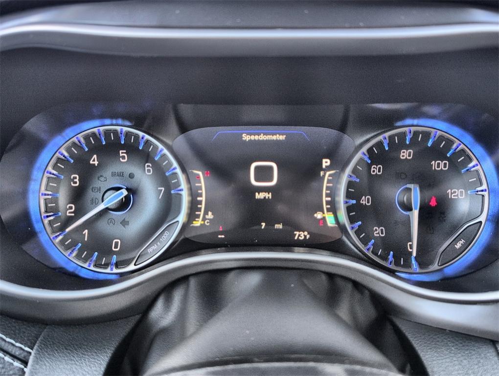 new 2026 Chrysler Pacifica car, priced at $43,401