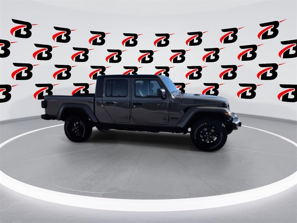 new 2026 Jeep Gladiator car, priced at $49,981