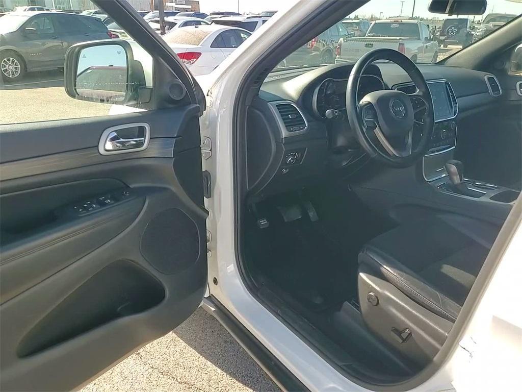 used 2021 Jeep Grand Cherokee car, priced at $23,850